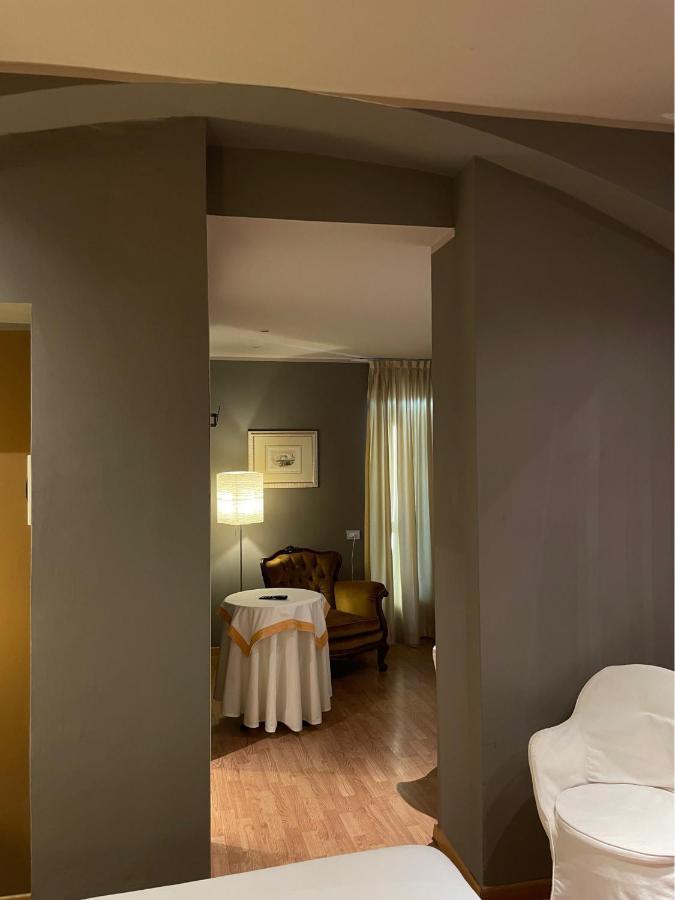 Albergo Trieste Boves Exterior photo